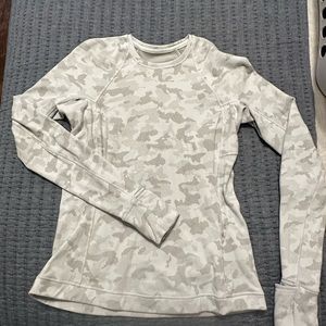 Lululemon Fleece Lined Running top